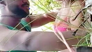 Desi Bengali girl has sex with her bf in the jungle