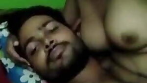 Desi Young Lovers Hot Romance.mp4