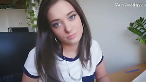 Cute teen offers big ass. Hot slut fucked in wet pussy