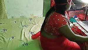 Sexy hot desi village aunty bhabhi web cam video call with strenger in nude show. Open cloth slowly.