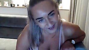 Super Hot Blonde Teen Babe creams her pussy on Webcam